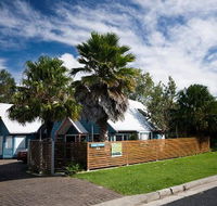 Affordable Twin Peaks 2 - Yamba Accommodation