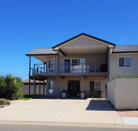 Agape Holiday Home - Yamba Accommodation