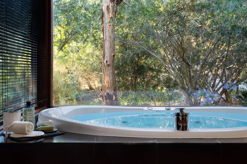 Ahimsa Hepburn - Yamba Accommodation 1