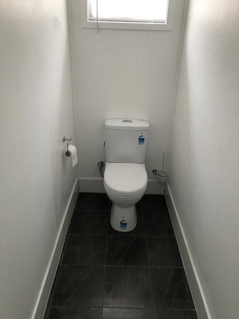 Airlie Getaway Unit 2 - Yamba Accommodation 2
