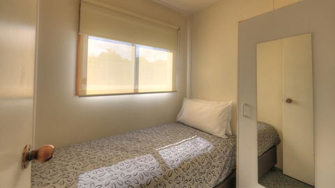 Airport Tourist Village Melbourne - Yamba Accommodation 1