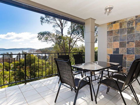 Aislinn' 3/273 Corrie Parade - Air Con, Water Views, BBQ - Yamba Accommodation 1