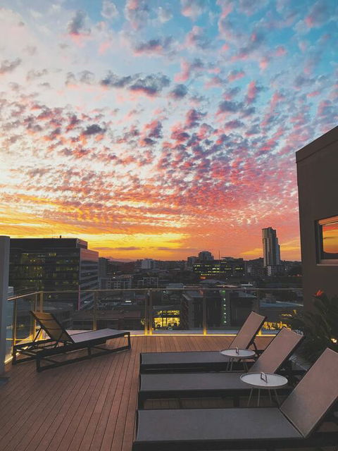 Alex Perry Hotel & Apartments - Yamba Accommodation 3