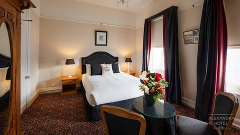 Alexandra Hotel - Yamba Accommodation 1
