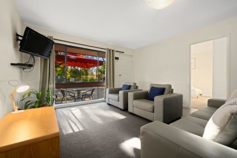 Alinga Longa 4 - Yamba Accommodation 1