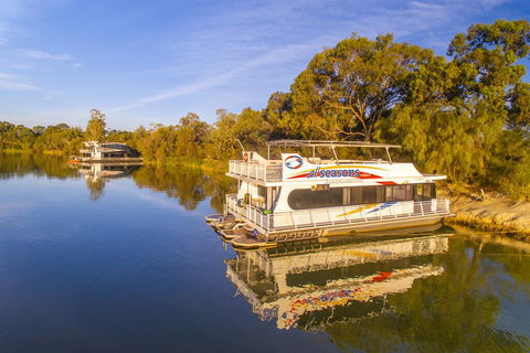 All Seasons Houseboats - Yamba Accommodation 1