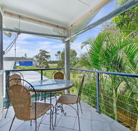Allamanda House 3 Willow Street - Yamba Accommodation