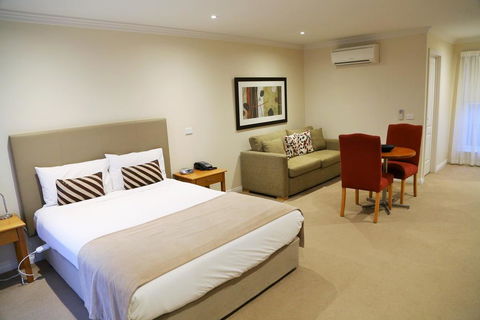 Allansford Hotel Motel - Yamba Accommodation 0