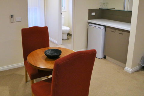 Allansford Hotel Motel - Yamba Accommodation 2