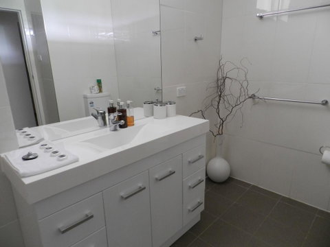 Almas Cottage - Yamba Accommodation 3