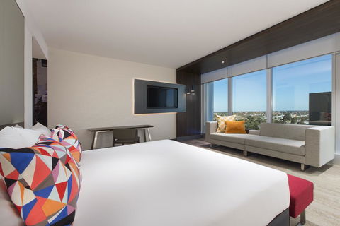Aloft Perth - Yamba Accommodation 3
