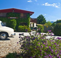Alpenhorn Holiday Units - Yamba Accommodation