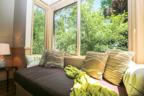 Alpine Arnica Cottage 2 - Yamba Accommodation 2