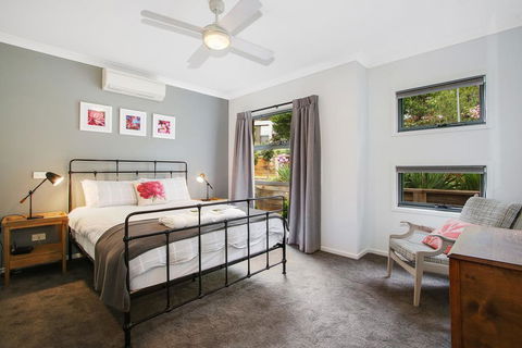 Always Bright - A Bright Escape - Yamba Accommodation 0
