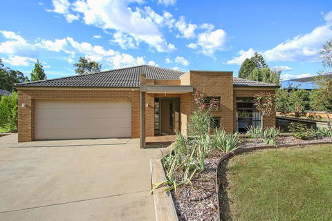 Always Bright - A Bright Escape - Yamba Accommodation 2