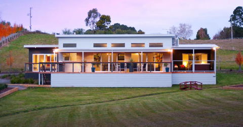 Alyonah Daylesford - Yamba Accommodation 0