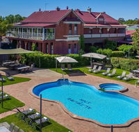 Alzburg Resort - Yamba Accommodation