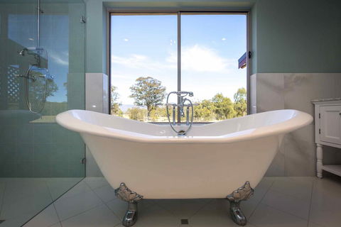 Amani - Yamba Accommodation 0
