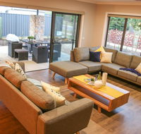 Amaroo - Yamba Accommodation