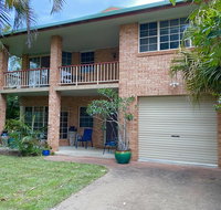 Amazing Beach House - Yamba Accommodation