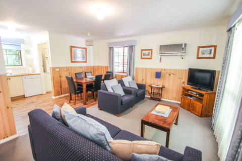 Amber Cottage - Yamba Accommodation 0