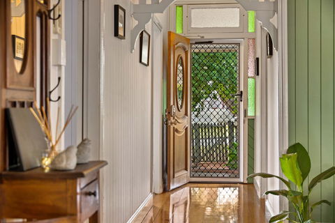 Ambiente Cottage - Pet And Family Friendly - Yamba Accommodation 1