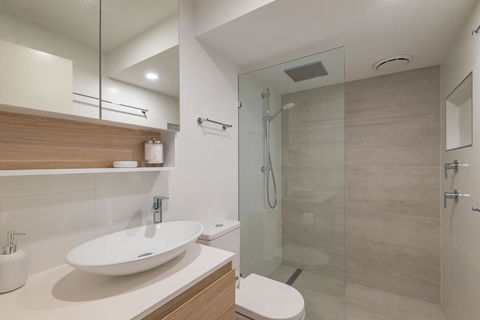 Anchorage - Riverfront Luxury On Gympie Terrace - Yamba Accommodation 3
