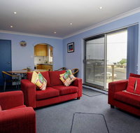 Anchorage 7 Beautifully Renovated Close to Rockpool - Yamba Accommodation