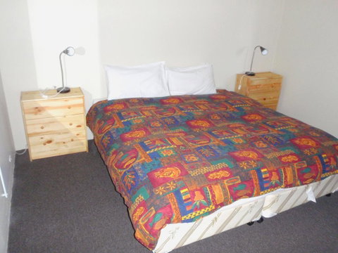 Andorra 1 - Yamba Accommodation 3