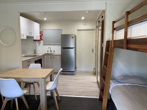 Aneeki Ski Lodge - Yamba Accommodation 3