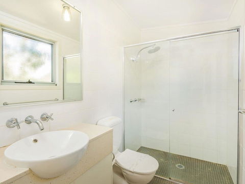 Angourie Blue 7- Stroll To Surfing Beaches. - Yamba Accommodation 1