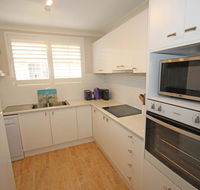 Annie's Apartment - Yamba Accommodation
