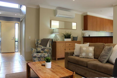 Annie's Place - Yamba Accommodation 1