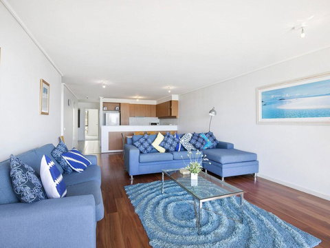 APARTMENT 11 PACIFIC APARTMENTS - Yamba Accommodation 2