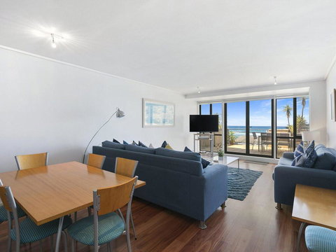 APARTMENT 11 PACIFIC APARTMENTS - Yamba Accommodation 1