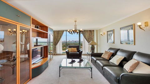 Apartment In The Heart Of Chatswood - Yamba Accommodation 0