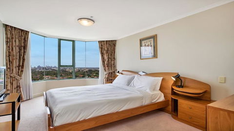 Apartment In The Heart Of Chatswood - Yamba Accommodation 2