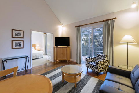 Apartments @ 15 Thompsons - Yamba Accommodation 0