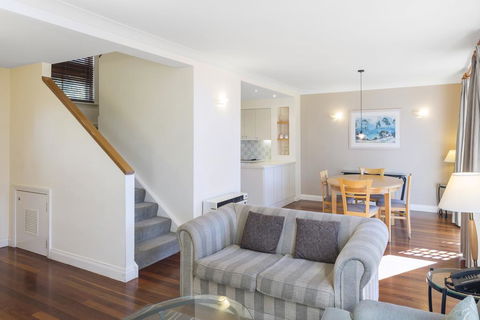 Apartments @ 15 Thompsons - Yamba Accommodation 2