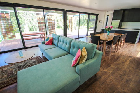 Apex House - Yamba Accommodation 2