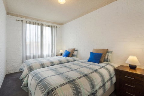 Apollo Unit 10 - Yamba Accommodation 3