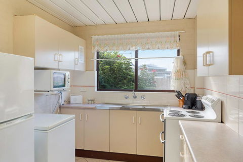 Apollo Unit 27 - Yamba Accommodation 2