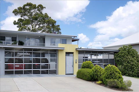 Applecross Riverside Apt - Yamba Accommodation 1