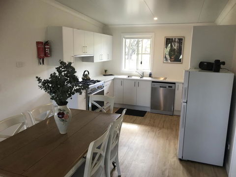 Arcadian Cabin - Southern Highlands River Retreat - Yamba Accommodation 2