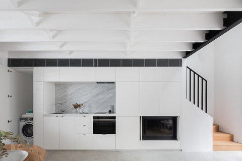 Architectural Design Award Winning City House - Yamba Accommodation 2