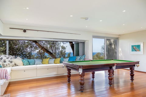 ARGYLL MOLLYMOOK - Absolute Waterfront - Yamba Accommodation 3