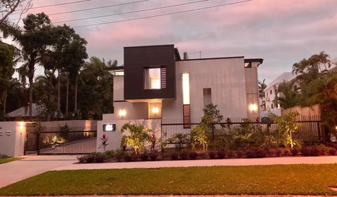 Aria Port Douglas Villas - Yamba Accommodation 0