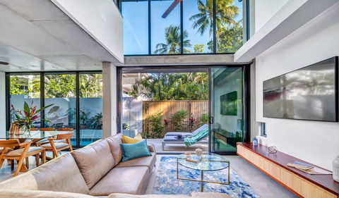 Aria Port Douglas Villas - Yamba Accommodation 1