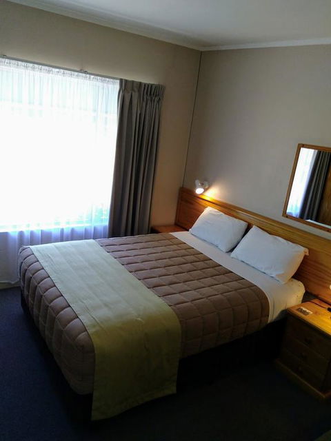 Armidale Rose Villa Motel - Yamba Accommodation 3
