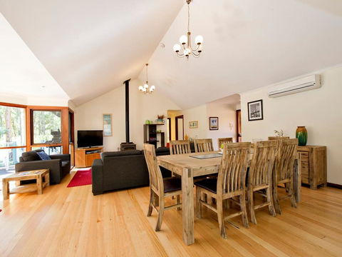 Ashleigh - Yamba Accommodation 3